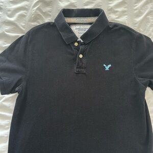 Men’s American Eagle Black vintage fit eagle polo size M